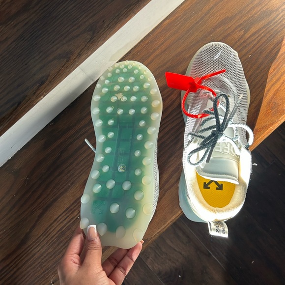 off-white sneakers - Picture 3 of 6